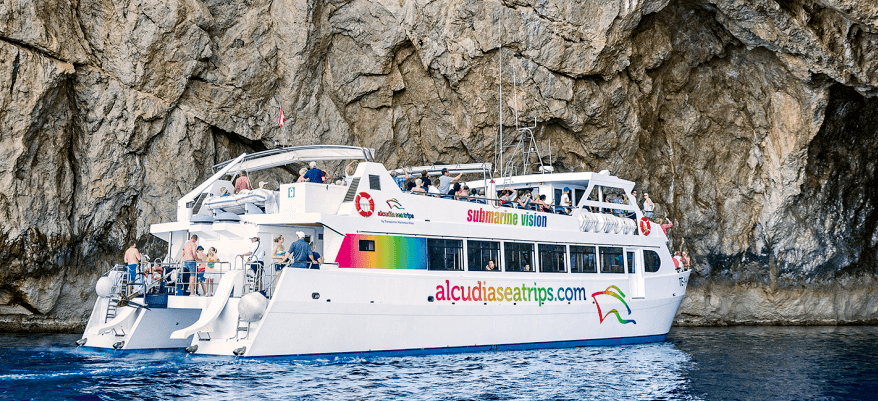 glass bottom boat cap formentor