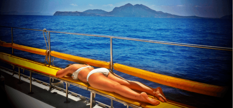 Opalanie się na pokładzie