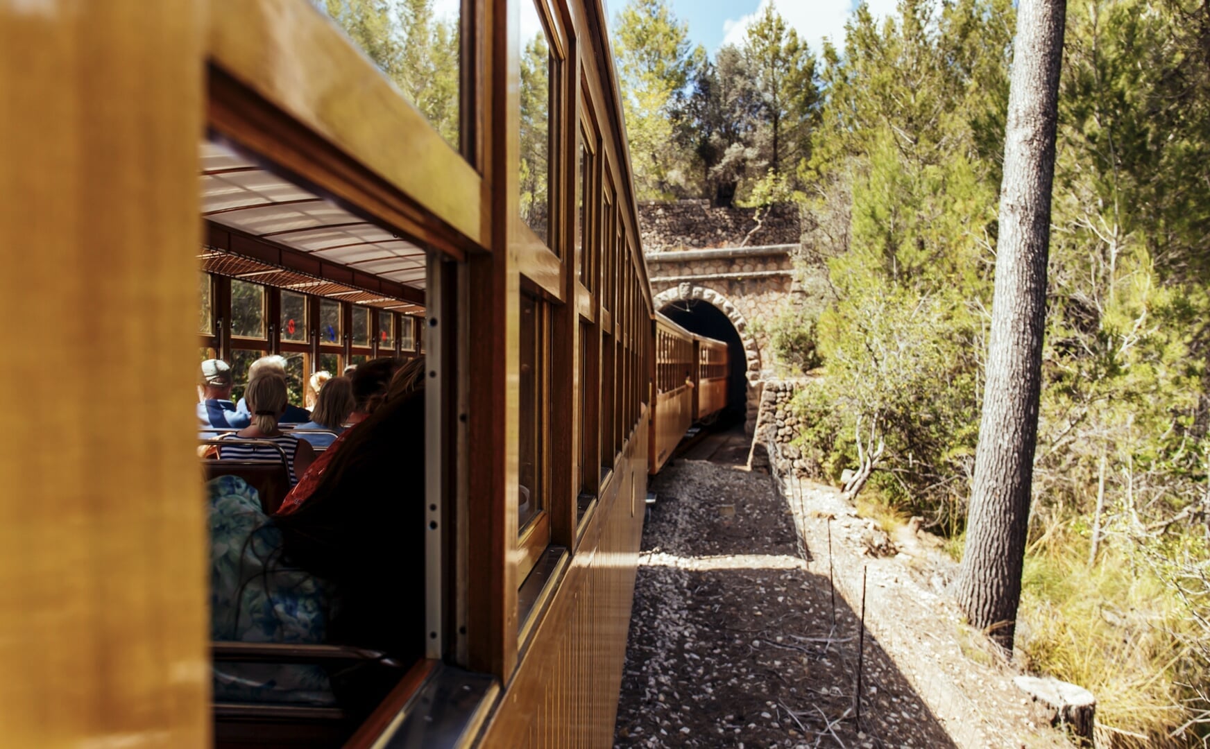 podróż pociągiem z Soller